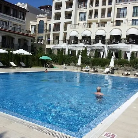 شقة Life Pool View Studio سوزوبول